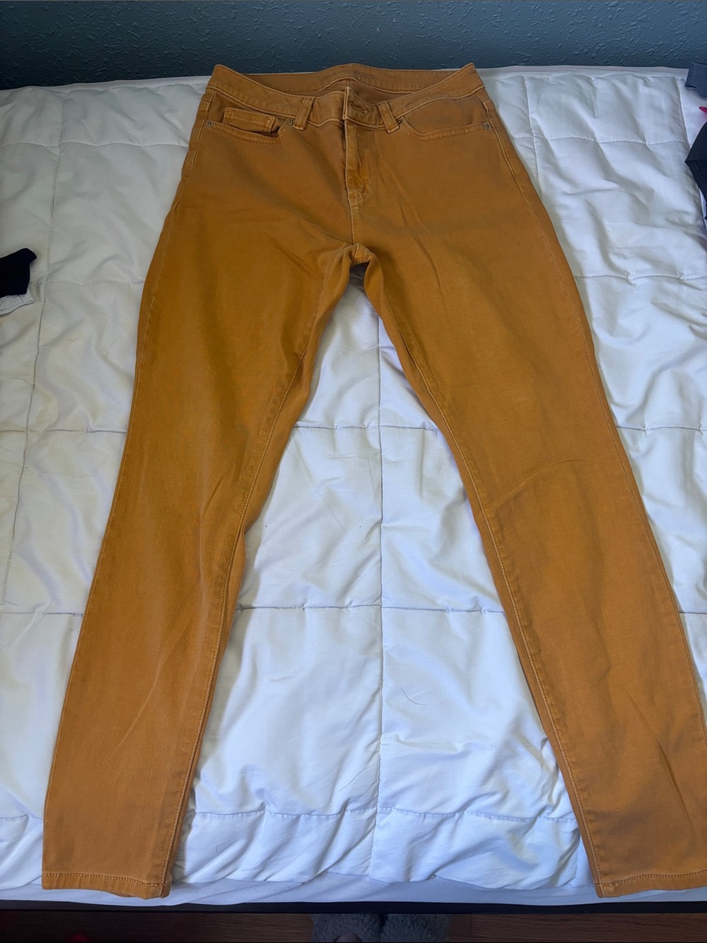 Women’s Mustard Skinny Jeans - Fashionable High-Rise Fit